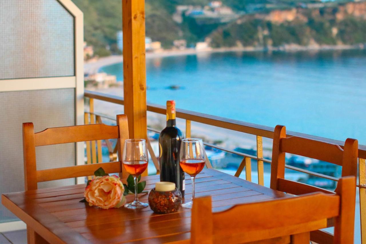 Lido Apartments Himare Eksteriør bilde