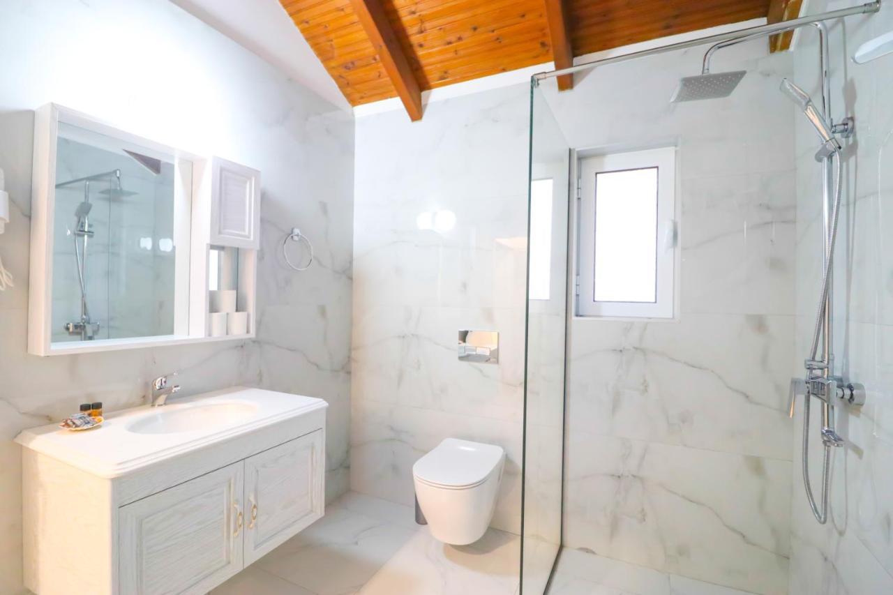 Lido Apartments Himare Eksteriør bilde