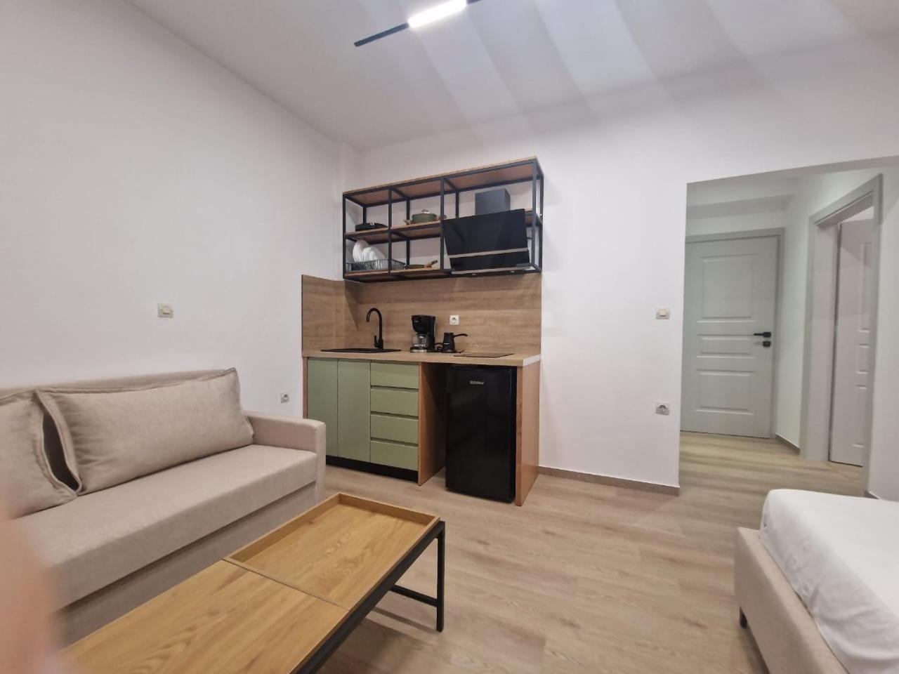 Lido Apartments Himare Eksteriør bilde